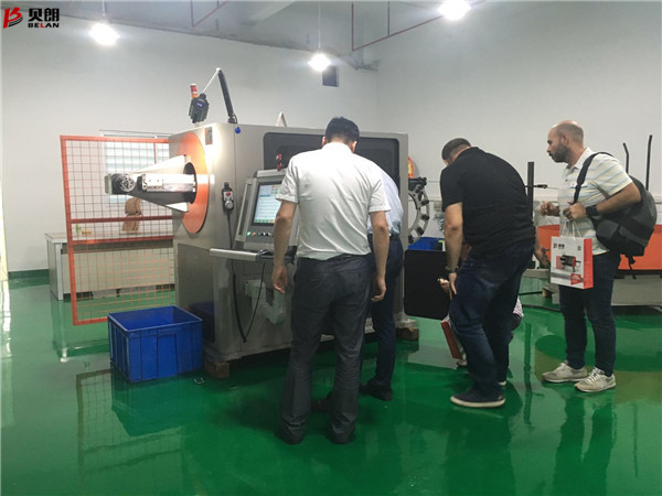 巴西客戶參觀貝朗自動化設備現場 巴西客戶參觀貝朗自動化設備現場