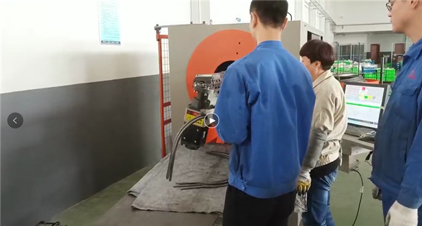 貝朗技術工程師在常州客戶處回訪現場 貝朗技術工程師在常州客戶處回訪現場